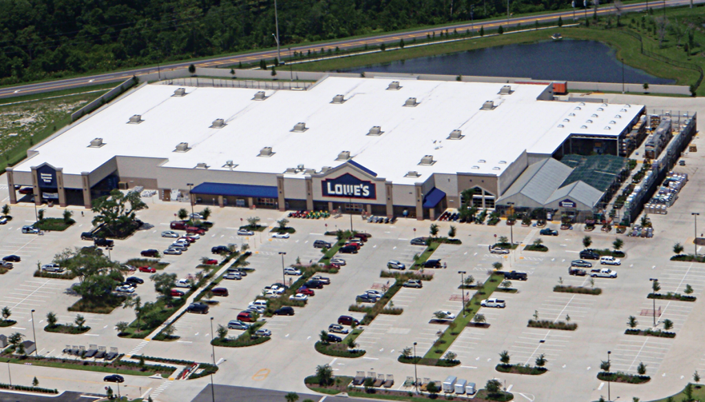 Lowe's aerial pic of building and parking lot